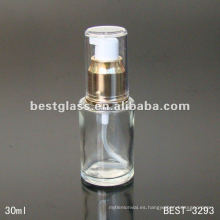 Botella cosmética de la fundación 30ml con la bomba de aluminio del oro